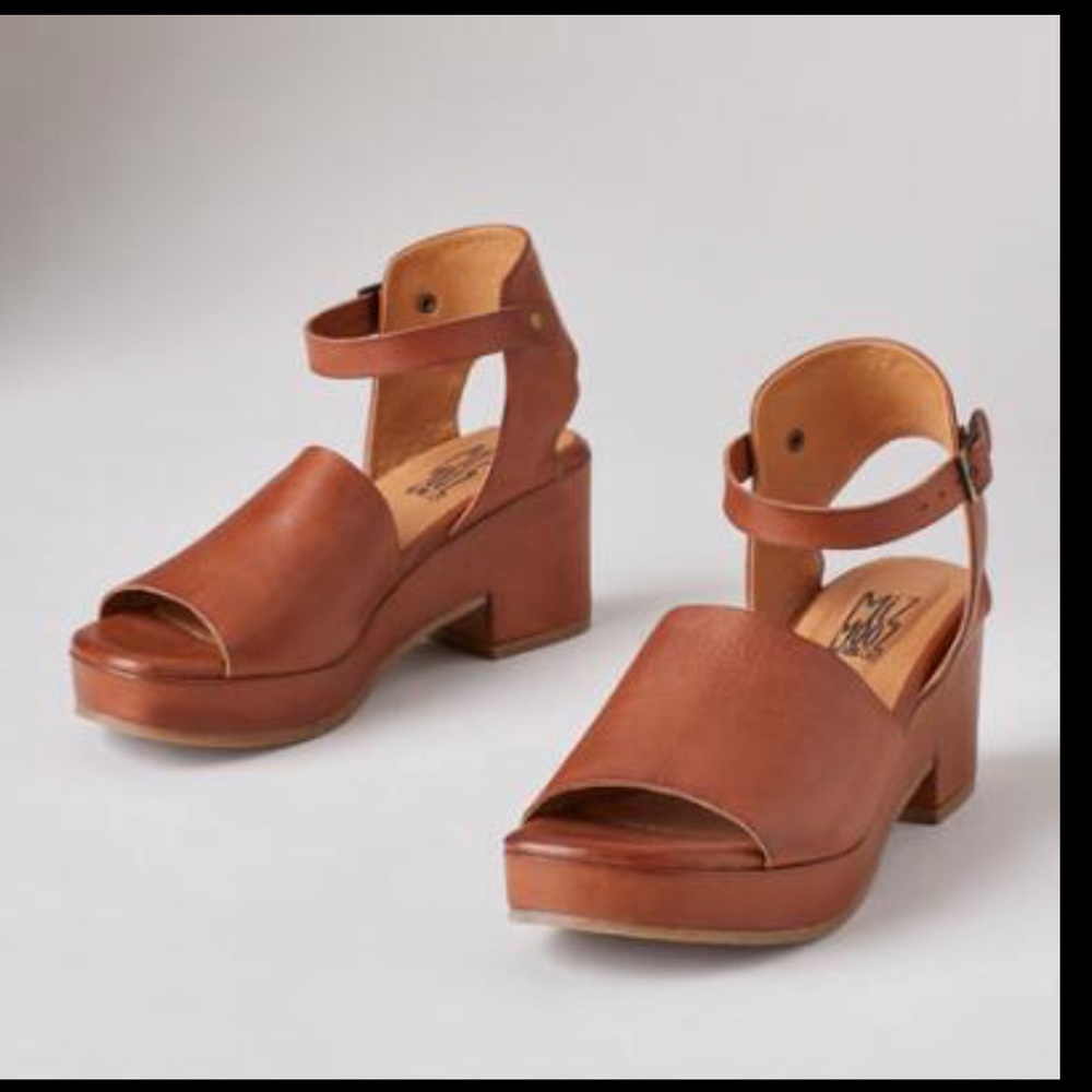 Miz Mooz Gia Ankle Strap Sandals in Brandy 40